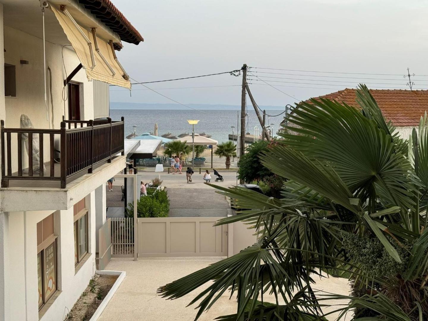 Studio Nikiti Beach Exterior photo